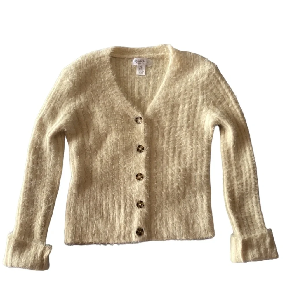 Girls White Fawn Size Junior XL Button Sweater.